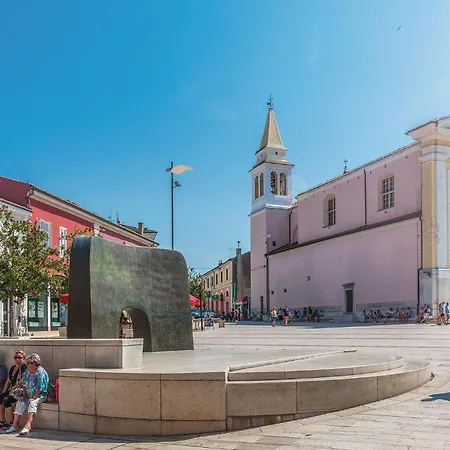 펜션 Stunning In Porec *